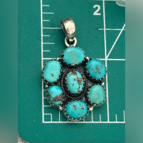 Turquoise southwestern Sterling silver pendant - Picture 2 of 4